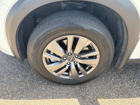 Certified 2025 Nissan Pathfinder S FWD image 26