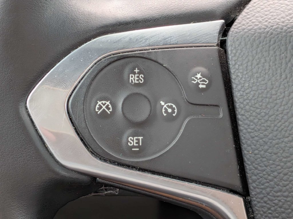 Used 2023 Chevrolet Traverse LT FWD image 24