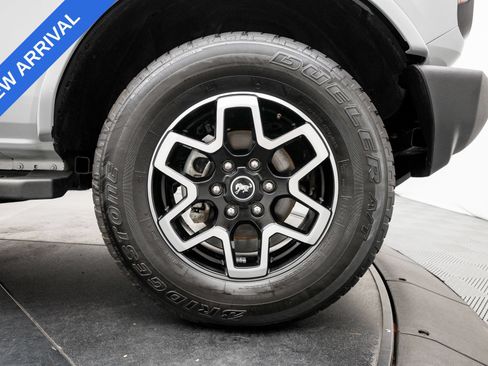Used 2024 Ford Bronco Outer Banks AWD/4WD image 42
