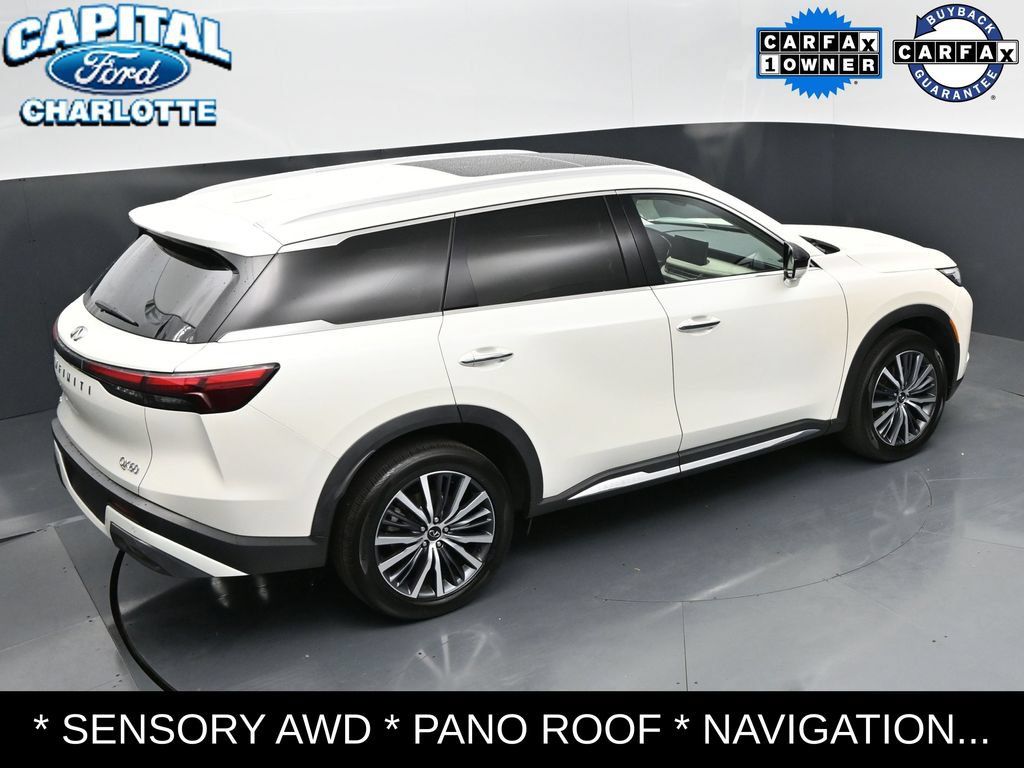 Used 2023 INFINITI QX60 Sensory AWD/4WD image 32