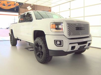 Used 2016 GMC Sierra 2500 Denali w/ Duramax Plus Package
