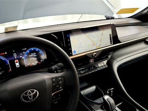 Certified 2026 Toyota Crown Limited image 23