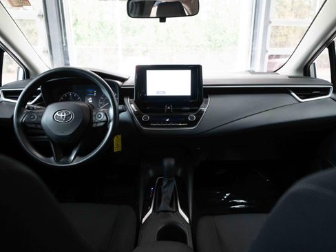 Used 2023 Toyota Corolla LE image 20