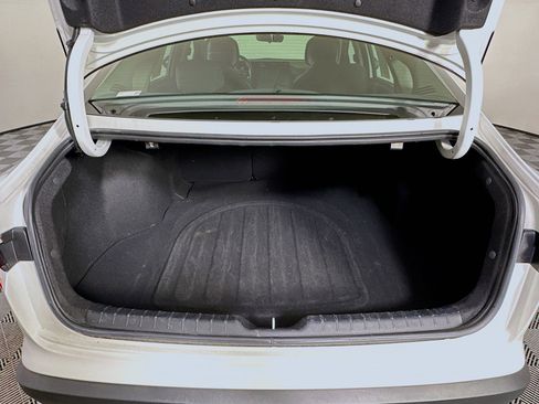 Used 2025 Kia K4 LXS FWD image 28