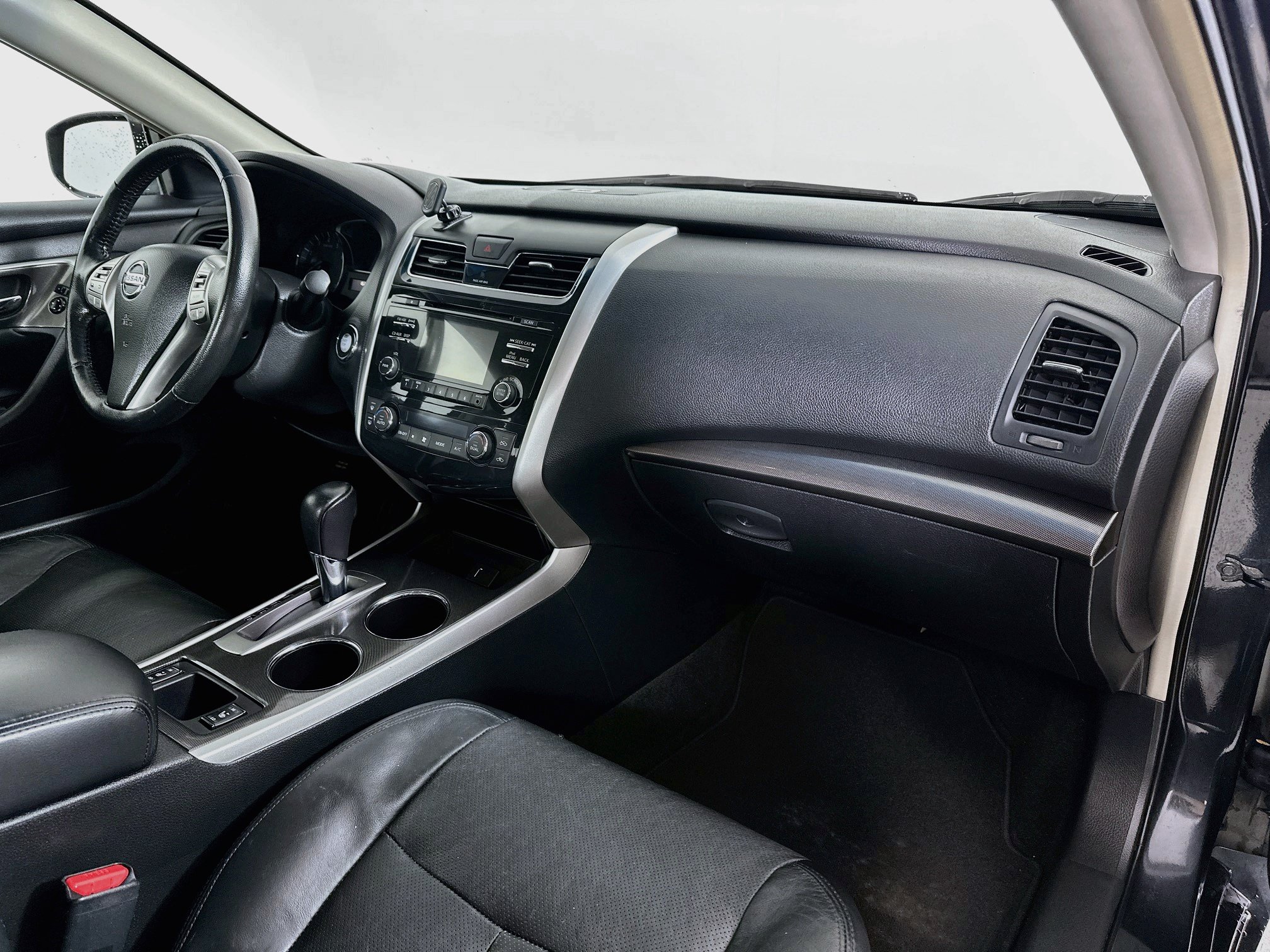 Used 2013 Nissan Altima 2.5 SL FWD image 28