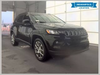 Used 2022 Jeep Compass Latitude AWD/4WD image 1
