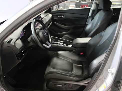 Used 2023 Honda Accord Touring image 6