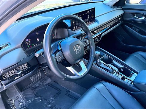 Used 2024 Honda Accord Touring image 18