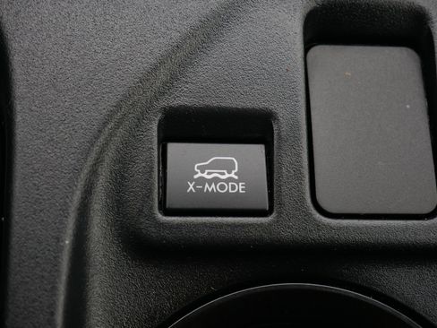 Used 2023 Subaru Crosstrek 2.0i AWD/4WD image 31