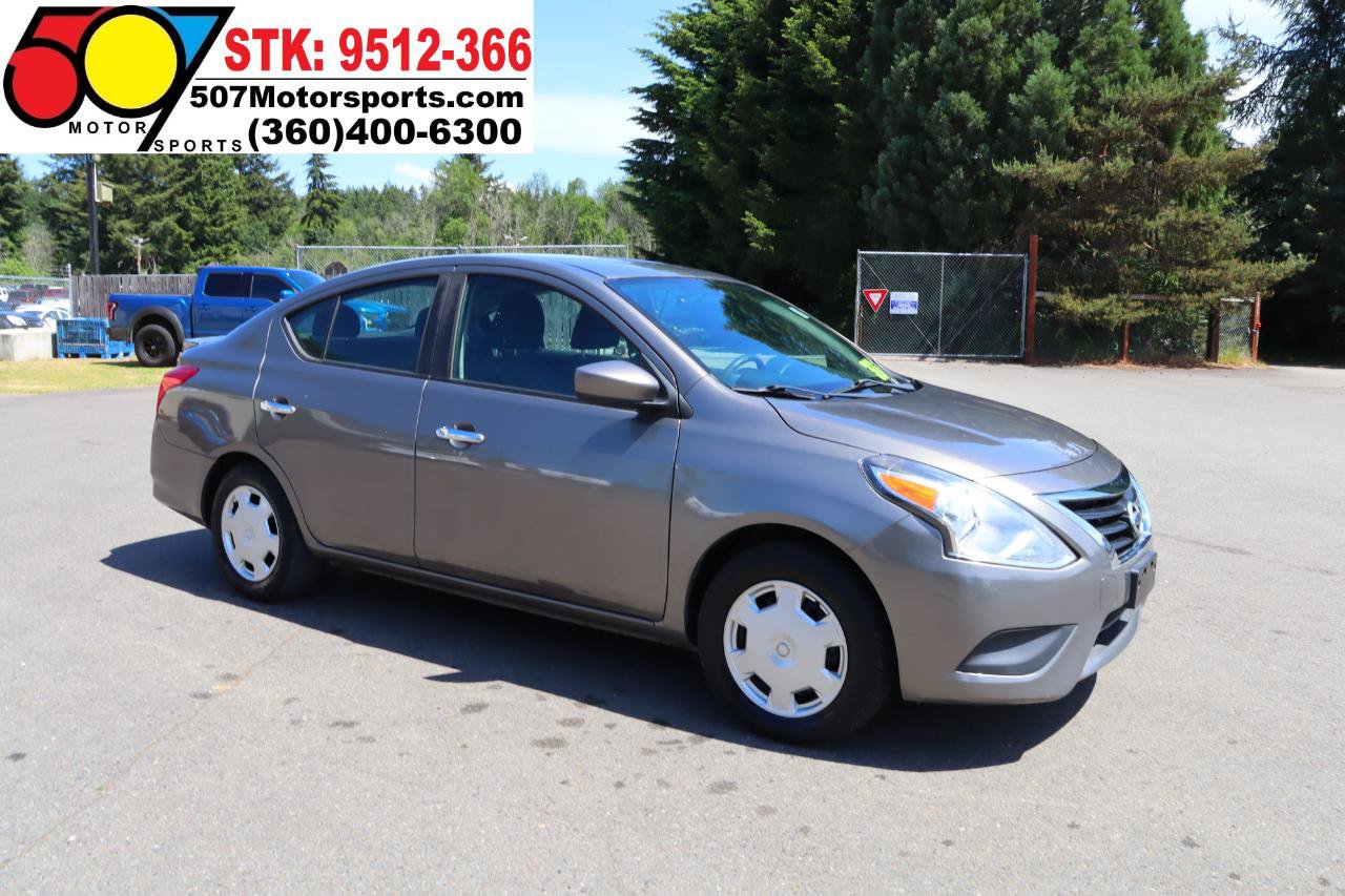 Used 2016 Nissan Versa SV FWD image 10