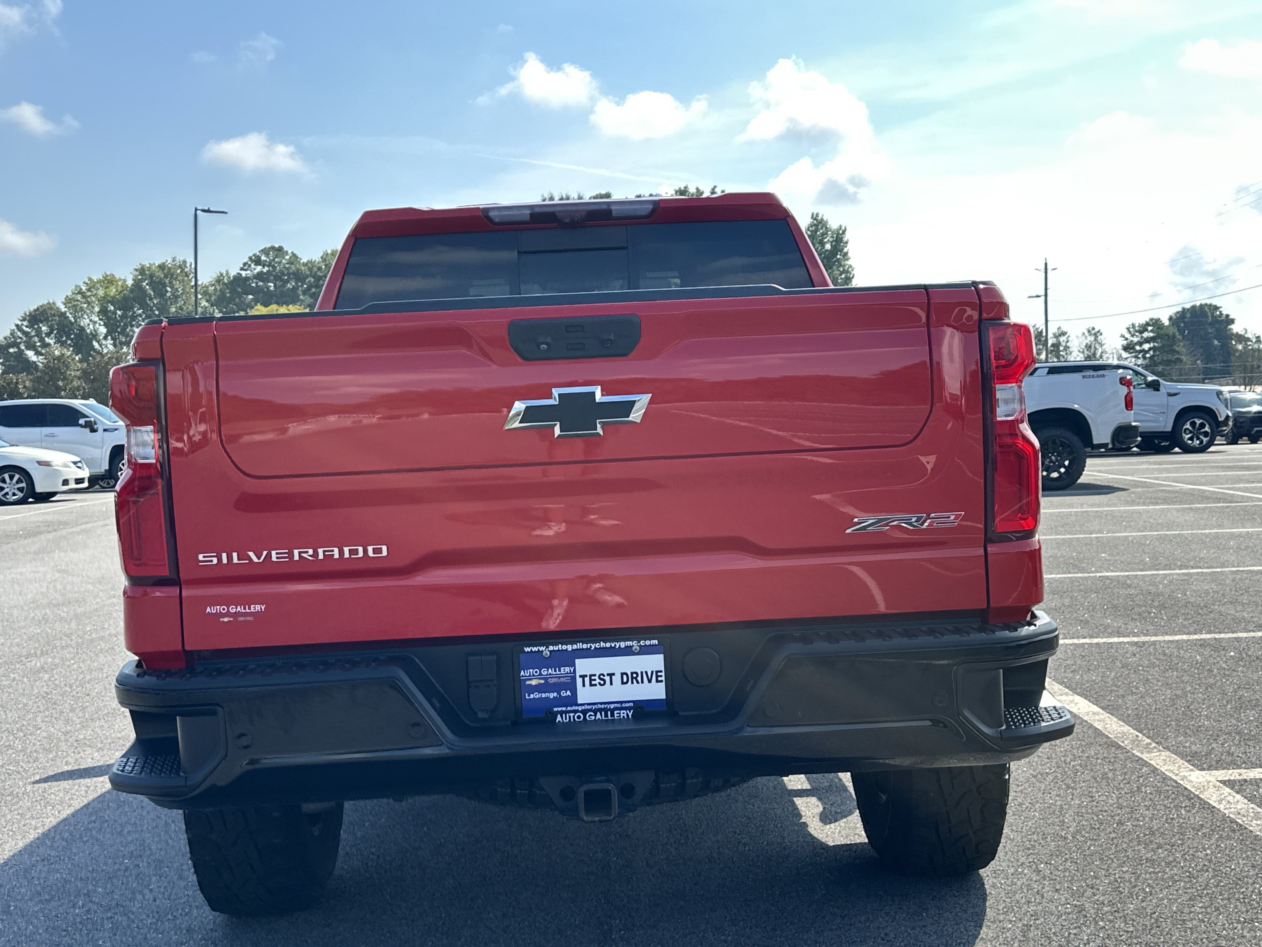 Used 2023 Chevrolet Silverado 1500 ZR2 w/ Technology Package AWD/4WD image 7