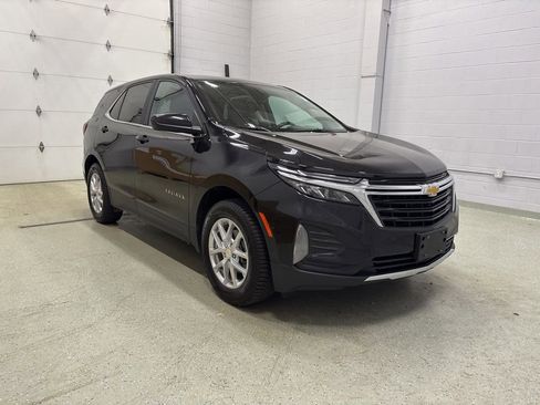 Used 2022 Chevrolet Equinox LT AWD/4WD image 2