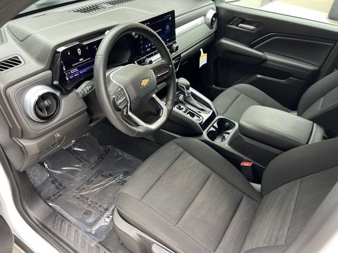 Used 2023 Chevrolet Colorado LT w/ LT Convenience Package image 13