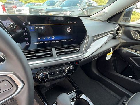 New 2026 Chevrolet Trax ACTIV w/ Driver Confidence Package FWD image 25