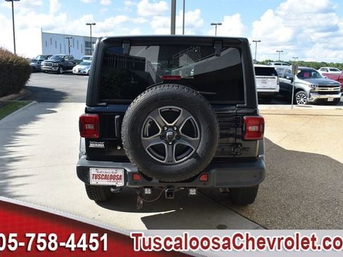 Used 2018 Jeep Wrangler Unlimited Sport S image 8
