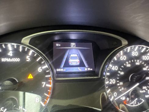 Used 2017 Nissan Altima 2.5 SV FWD image 61