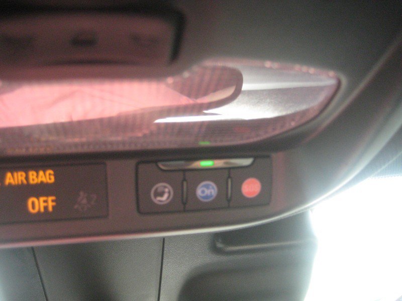 Used 2025 Chevrolet Trax RS FWD image 27