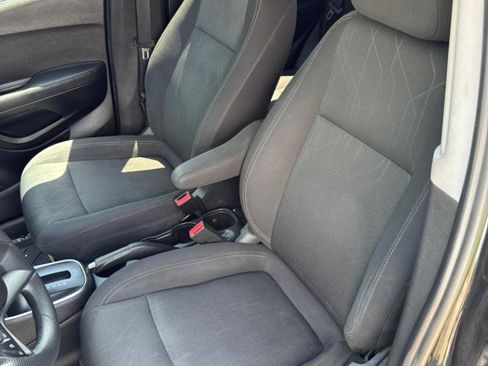 Used 2018 Chevrolet Trax LT FWD image 11