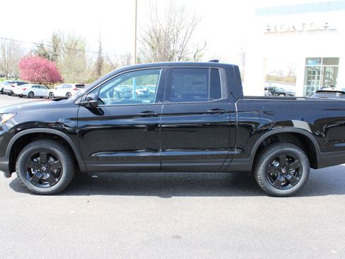 New 2026 Honda Ridgeline Black Edition image 9