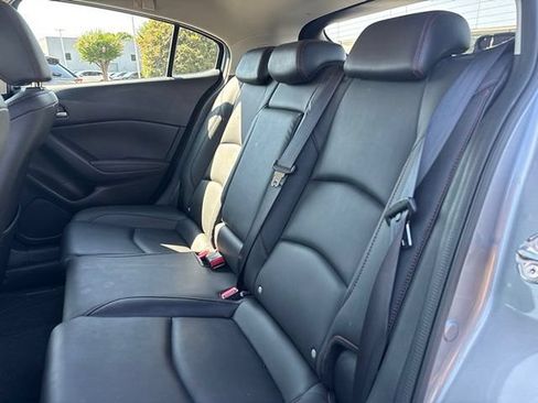 Used 2016 MAZDA MAZDA3 i Grand Touring FWD image 10