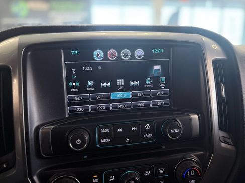 Used 2017 Chevrolet Silverado 1500 LT w/ Midnight Edition AWD/4WD image 29