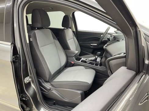 Used 2017 Ford Escape SE w/ Equipment Group 201A image 11