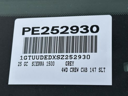 Used 2025 GMC Sierra 1500 SLT AWD/4WD image 15
