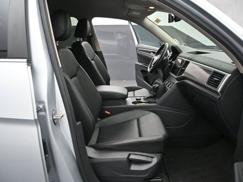 Used 2018 Volkswagen Atlas SE AWD/4WD image 17