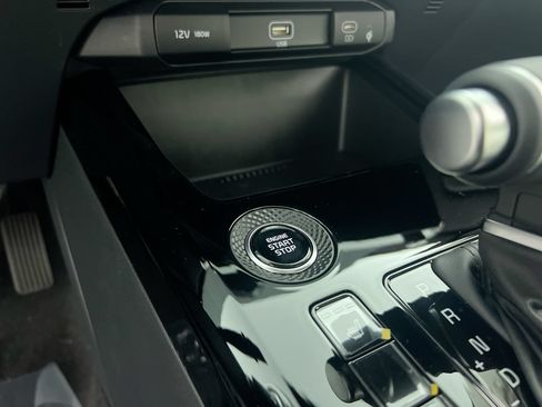 New 2026 Kia Niro EX w/ EX Premium Package FWD image 21