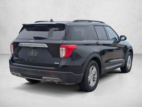 Used 2020 Ford Explorer XLT w/ Equipment Group 202A RWD image 5