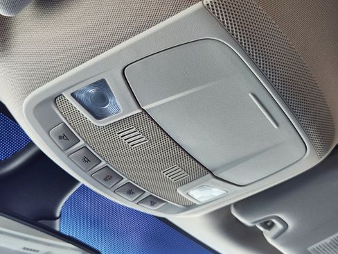 Used 2020 Ford Edge SE w/ Cargo Accessory Package FWD image 27