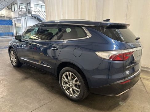 Used 2023 Buick Enclave Premium w/ Experience Buick Package image 6