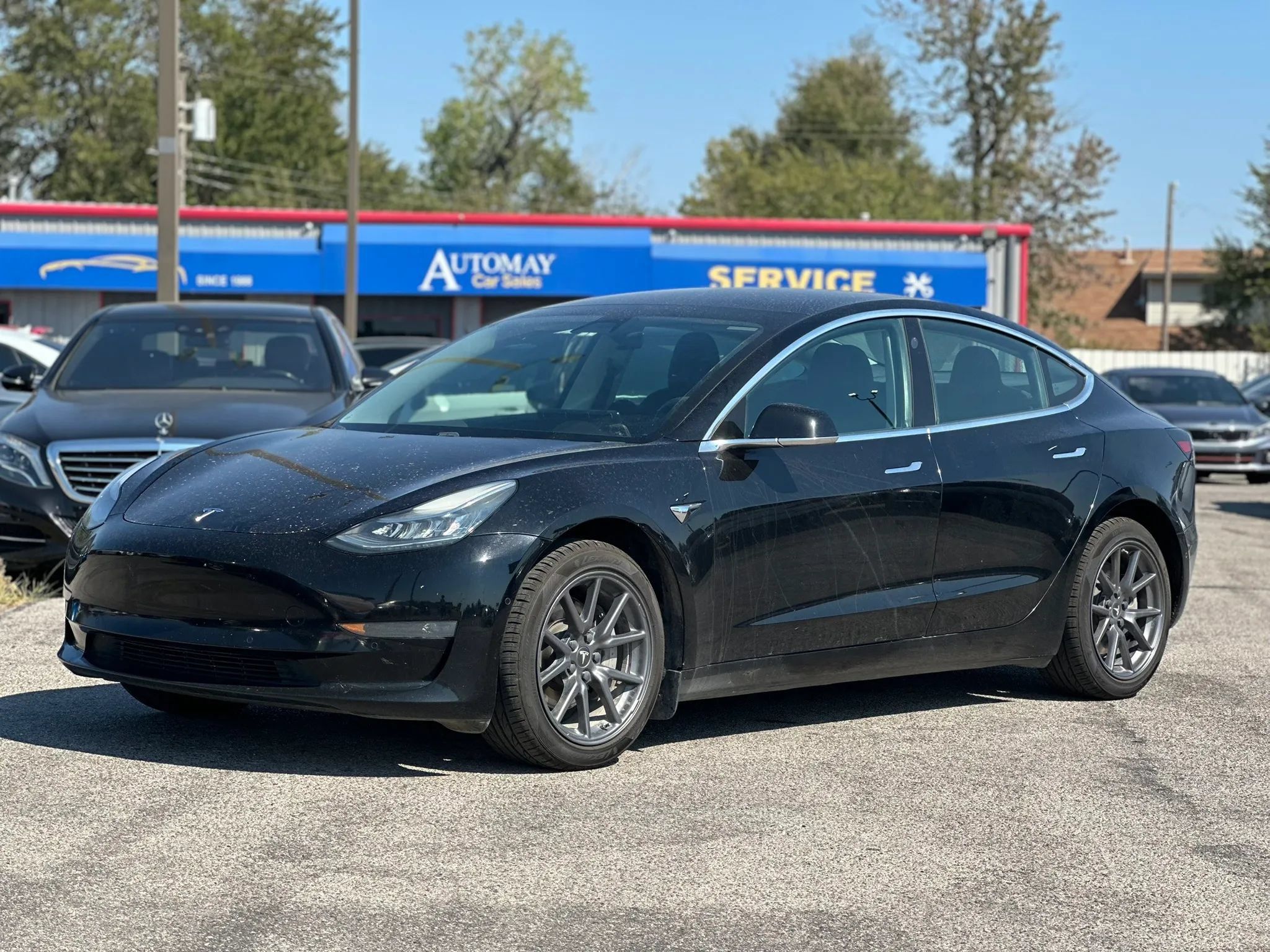 Used 2020 Tesla Model 3 Standard Range Plus RWD image 1