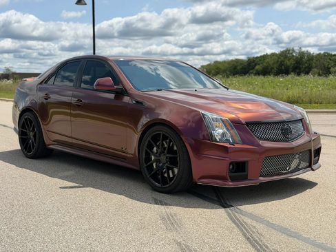 Used 2009 Cadillac CTS V RWD image 3