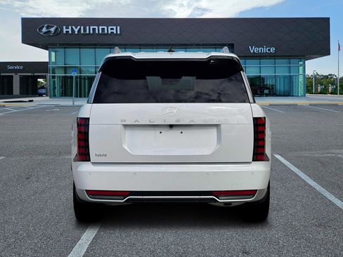 New 2026 Hyundai Palisade Calligraphy FWD image 6