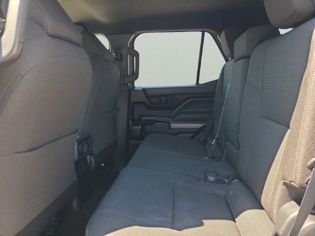 Used 2025 Toyota 4Runner SR5 AWD/4WD image 10