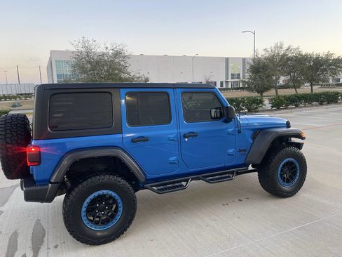 Used 2021 Jeep Wrangler Unlimited Sport AWD/4WD image 28
