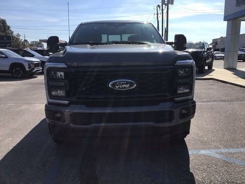 Used 2024 Ford F350 Lariat w/ Sport Appearance Package image 7