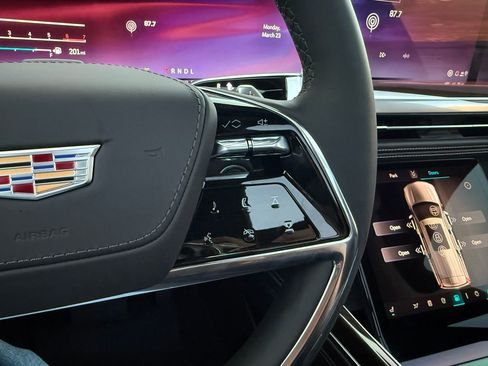 Used 2026 Cadillac Escalade Platinum Sport w/ LPO, ONYX Package image 53