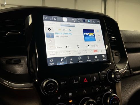 Used 2024 RAM 2500 Laramie w/ Safety Group image 39