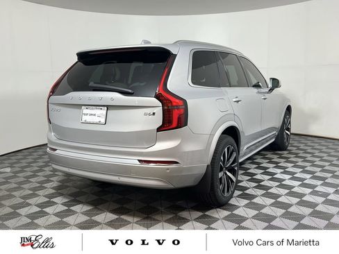 New 2025 Volvo XC90 B6 Core w/ Climate Package image 6