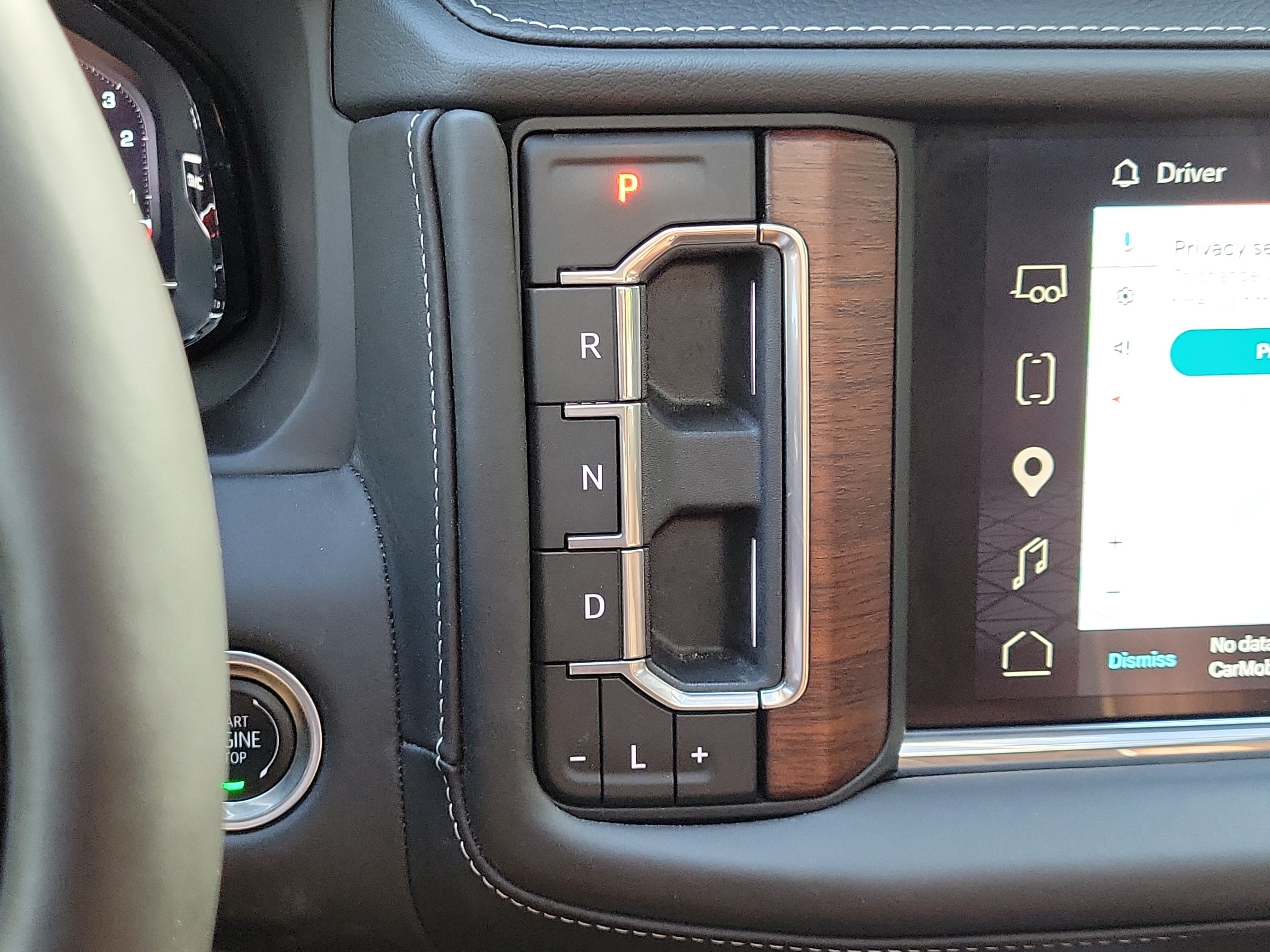 Used 2024 GMC Yukon Denali Ultimate AWD/4WD image 31