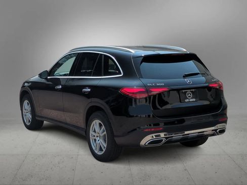 Used 2025 Mercedes-Benz GLC 300 4MATIC image 6