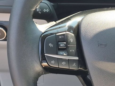 Used 2024 Ford Escape Platinum w/ Premium Technology Package AWD/4WD image 18