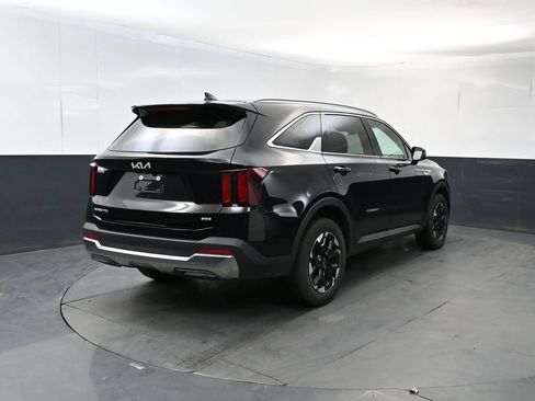 Certified 2024 Kia Sorento S AWD/4WD image 5