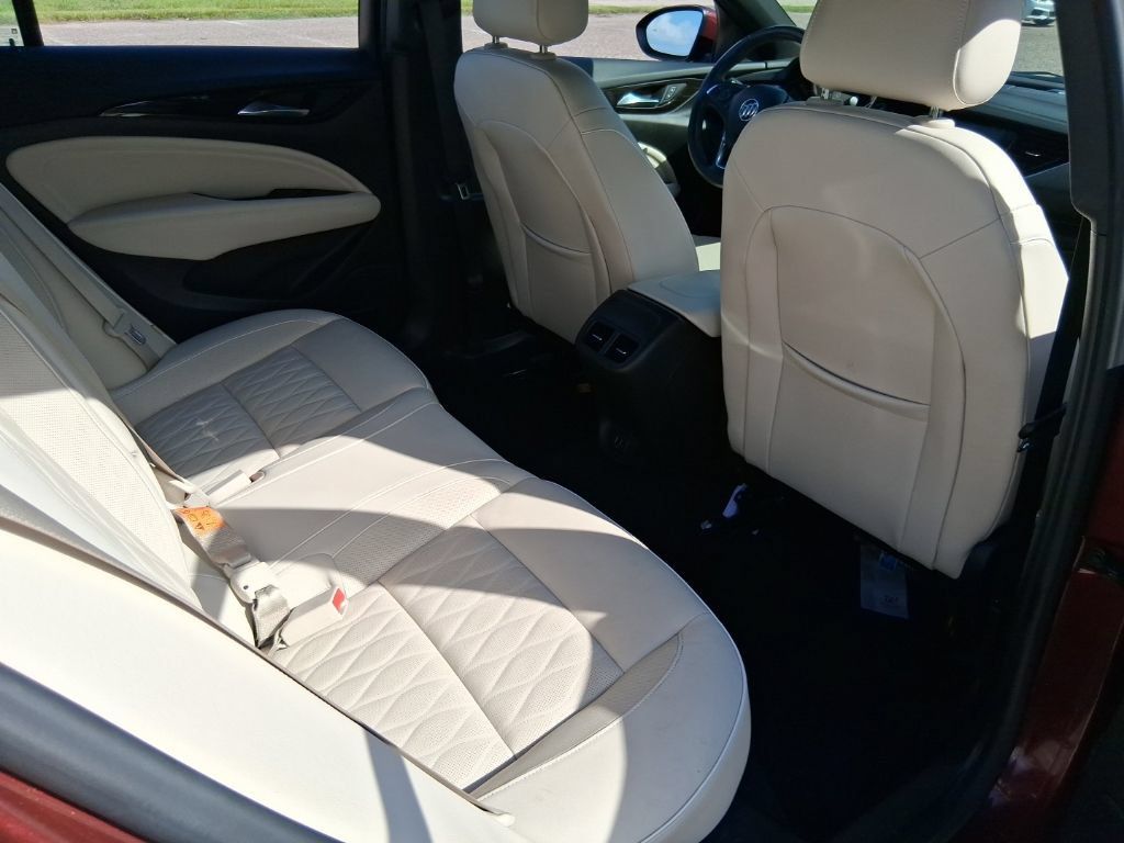 Used 2019 Buick Regal Avenir w/ Driver Confidence Package II FWD image 19