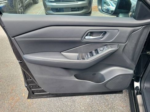 New 2026 Nissan Rogue Dark Armor AWD/4WD image 13