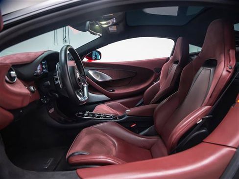 Used 2023 McLaren GT RWD image 33