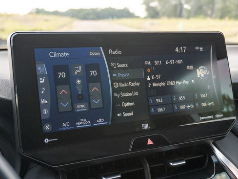 Used 2021 Toyota Venza Limited AWD/4WD image 24