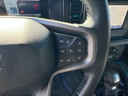Used 2023 Ford Bronco Black Diamond image 28
